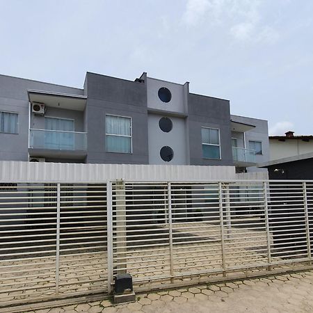 Apto Solar Da Praia Piçarras Екстериор снимка